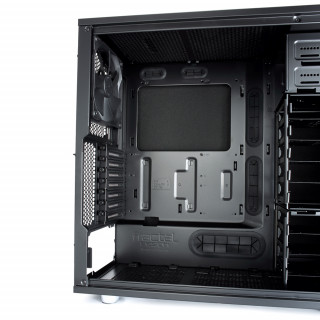 Fractal Design Define R5 Blackout Edition ablakos Fekete (Táp nélküli) ATX ház PC