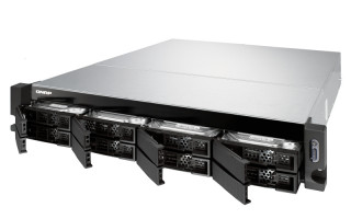 8-Bay quad-core 1.7 GHz rackmount NAS with 250W redundant PSU, 4GB DDR4 UDIMM RA PC