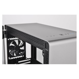 Thermaltake A500 Aluminum Tempered Glass Edition táp nélküli ATX számítógépház aluminum PC