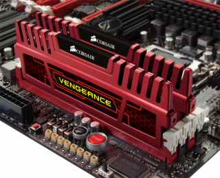 DDR3 16GB 1600MHz Corsair Vengeance Red CL10 KIT2 PC