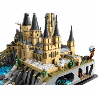 LEGO Harry Potter: A Roxfort kastély és környéke (76419) Játék