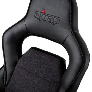 Nitro Concepts E220 Evo Fekete Gamer Szék (NC-E220E-B) PC